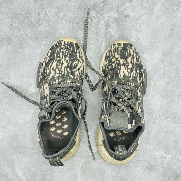 Adidas Foot Locker x NMD_R1 'Grey Four' Sneakers Size 6.5 - Picture 6 of 11